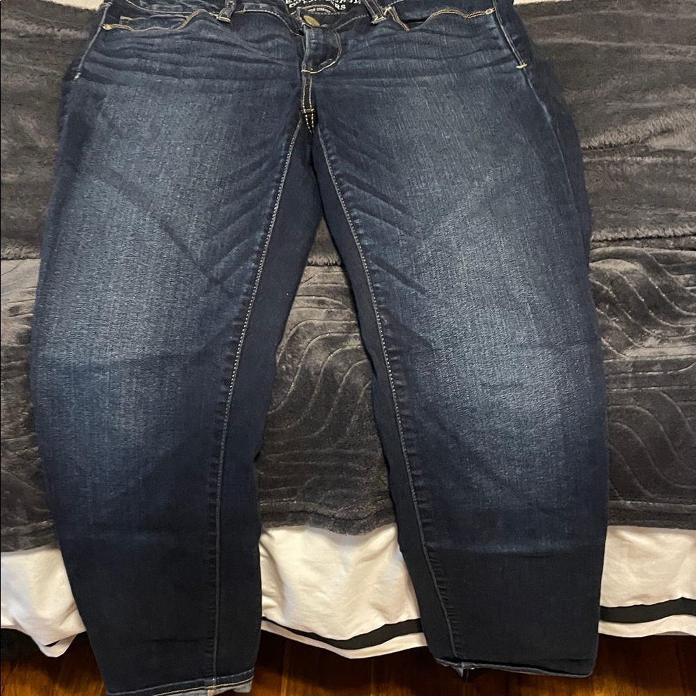 American Eagle Outfitters Dark Blue Skinny Jeans